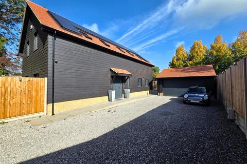 5 bedroom detached house for sale, Lower Road, Ware SG12