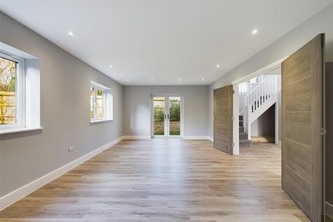 5 bedroom detached house for sale, Lower Road, Ware SG12