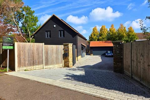 5 bedroom detached house for sale, Lower Road, Ware SG12