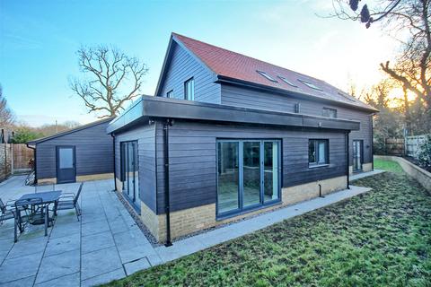 undefined, Lower Road, Ware SG12