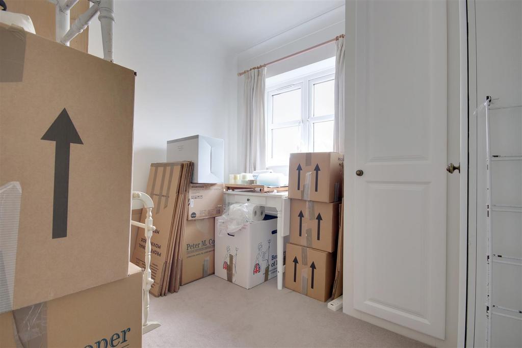 Bedroom 3.jpg