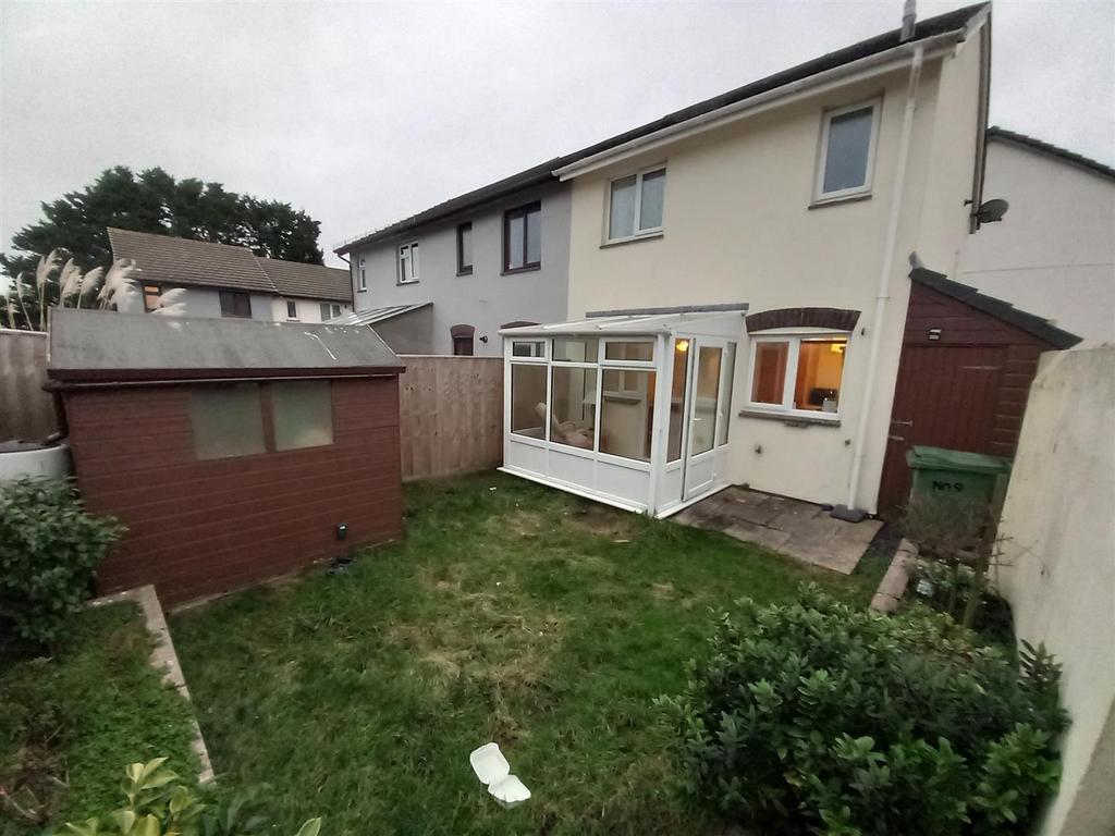 9 Hawthorn Park Rear.jpg