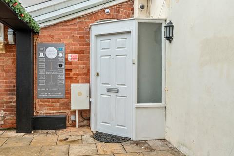 1 bedroom apartment for sale, Market Place, Wantage