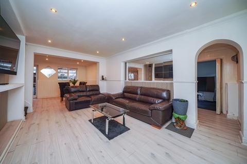 4 bedroom detached house for sale, Lockhart Close, Dunstable, LU6