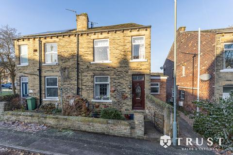 2 bedroom terraced house for sale, James Street, Liversedge, WF15