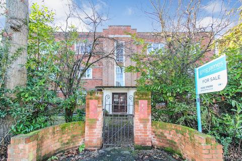 Kings Court,  Farnborough , GU14