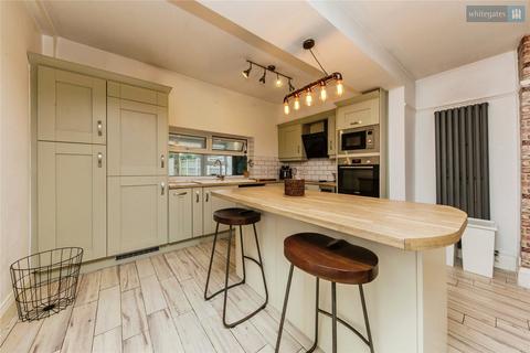 3 bedroom semi-detached house for sale, Valley Road, Wistaston, Crewe, Cheshire, CW2