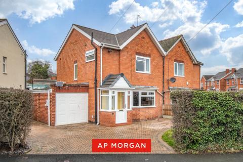3 bedroom semi-detached house for sale, Shrubbery Road, Bromsgrove, Worcestershire, B61