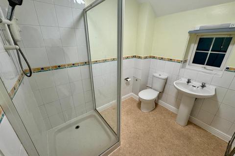 1 bedroom maisonette to rent, King Edward Court, Stourbridge Road, Halesowen
