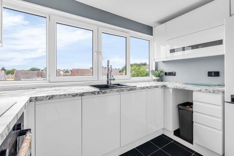 2 bedroom apartment for sale, Crib Street, Ware SG12