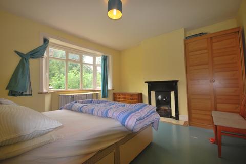 5 bedroom house share to rent, Room in SE22!