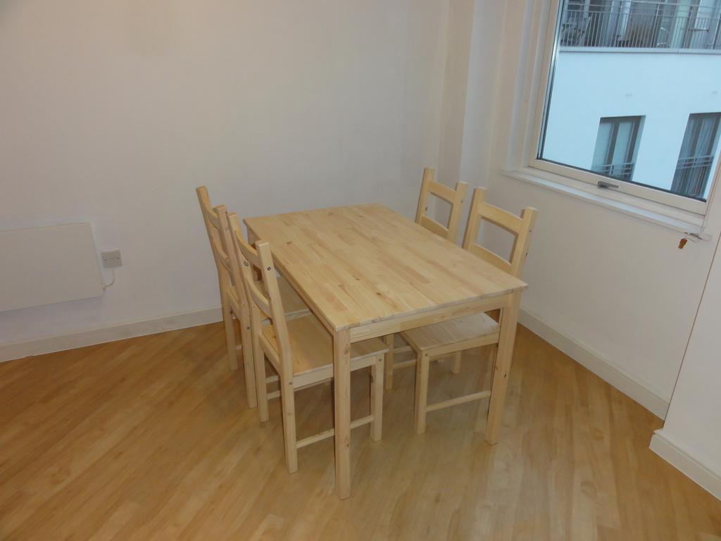 Photo 02