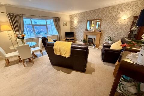 2 bedroom apartment for sale, Argyll Court, North Shore FY2