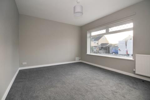 3 bedroom semi-detached house to rent, Queens Drive, Llantwit Fardre CF38 2NU
