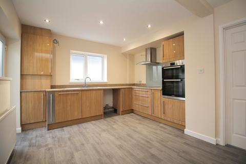 3 bedroom semi-detached house to rent, Queens Drive, Llantwit Fardre CF38 2NU