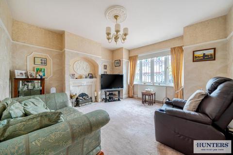 3 bedroom semi-detached house for sale, Lulworth Road, Welling