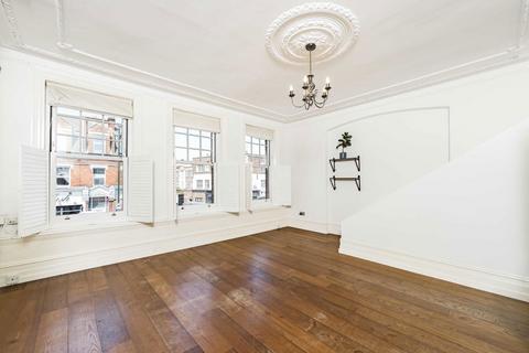 1 bedroom flat to rent, Richmond Road, East Twickenham TW1