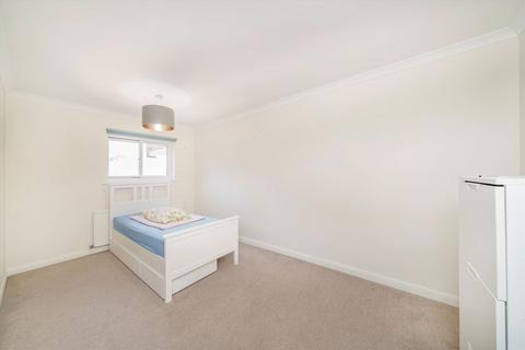 2 bedroom flat for sale, Belvedere Drive, London SW19