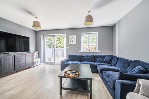 3 bedroom semi-detached house for sale, Hare Meadow, Great Barford