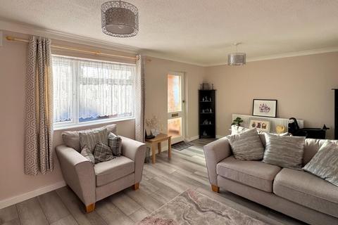 3 bedroom terraced house for sale, Redlands Avenue, Penarth