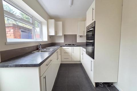2 bedroom semi-detached house for sale, Bullus Road, Stourport-On-Severn
