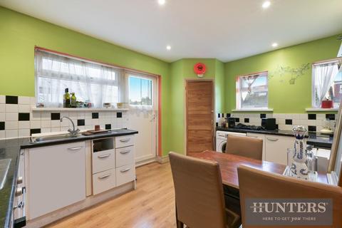 2 bedroom flat for sale, South Ealing Road, London