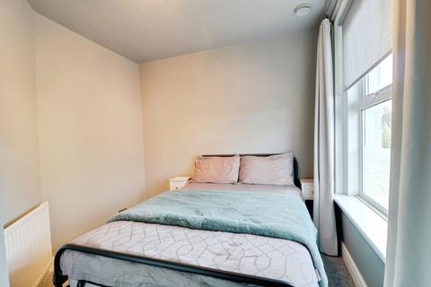 1 bedroom flat to rent, Cossington Road, Westcliff-on-Sea, SS0