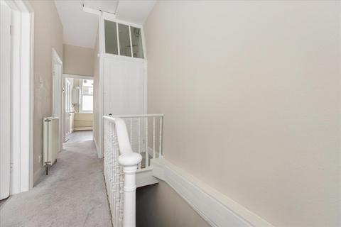 1 bedroom apartment for sale, Barons Court Road, West Kensington, London, W14
