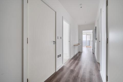 2 bedroom apartment for sale, Ilford Hill, Ilford
