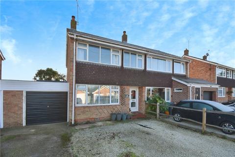 3 bedroom semi-detached house for sale, Sycamore Close, North Baddesley, Southampton, Hampshire