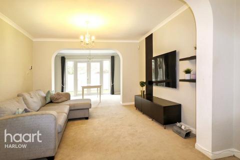 4 bedroom detached house to rent, Greygoose Park, Harlow