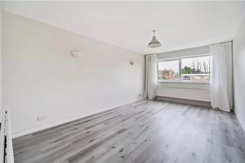 1 bedroom flat to rent, Bromley Grove, Bromley, BR2