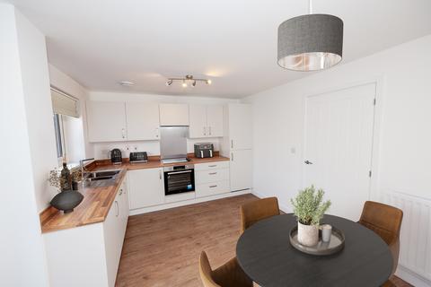4 bedroom detached house to rent, at Lunts Heath, Lunts Heath Road, Widnes WA8