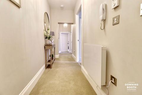 2 bedroom apartment for sale, Beatrice Court, Lichfield WS13