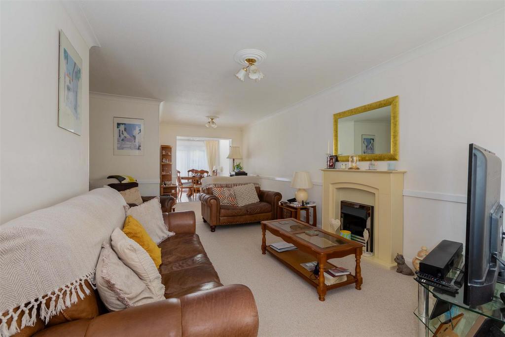 19 Mercian Way-8.jpg