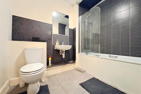 2 bedroom apartment to rent, Inverness Road, Hounslow, TW3