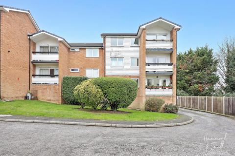 1 bedroom apartment for sale, Cedar Court, Epping CM16
