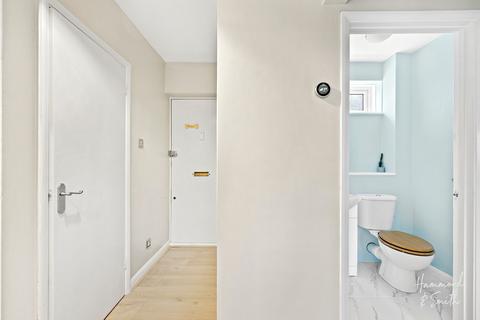 1 bedroom apartment for sale, Cedar Court, Epping CM16