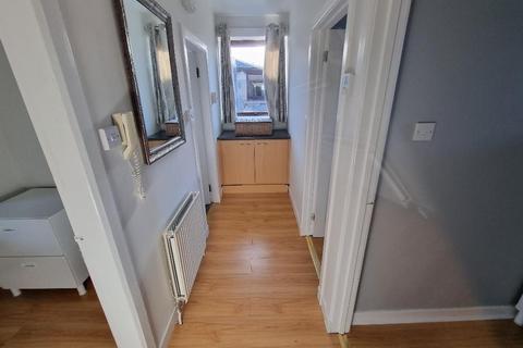 2 bedroom apartment to rent, School Avenue, Aberdeen, AB24
