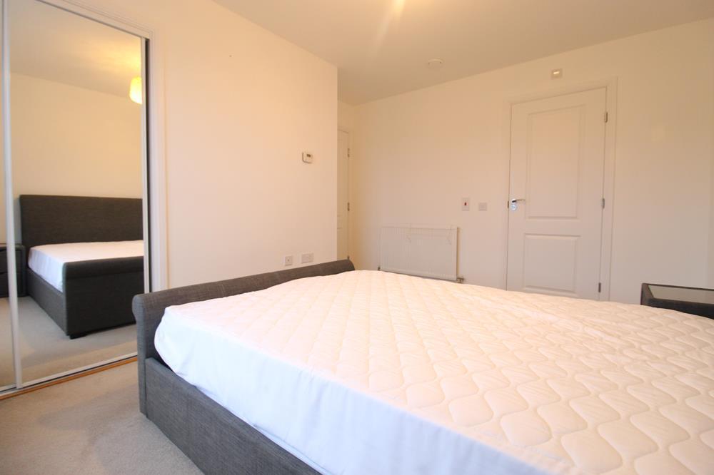 Bedroom 1 alt