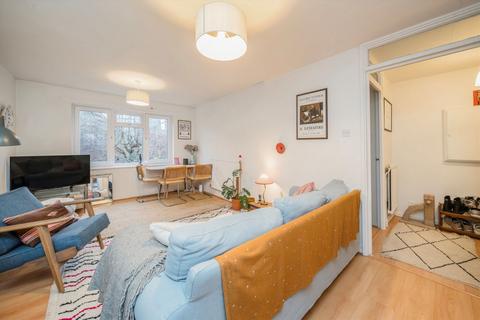 1 bedroom flat to rent, Chicksand Street, London E1