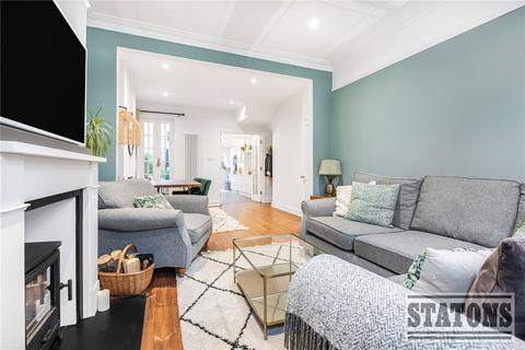 4 bedroom terraced house for sale, Thornton Road, Barnet, EN5