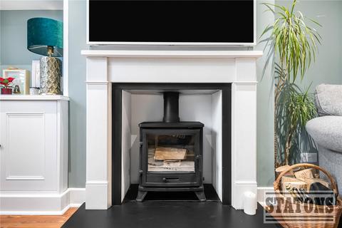 4 bedroom terraced house for sale, Thornton Road, Barnet, EN5