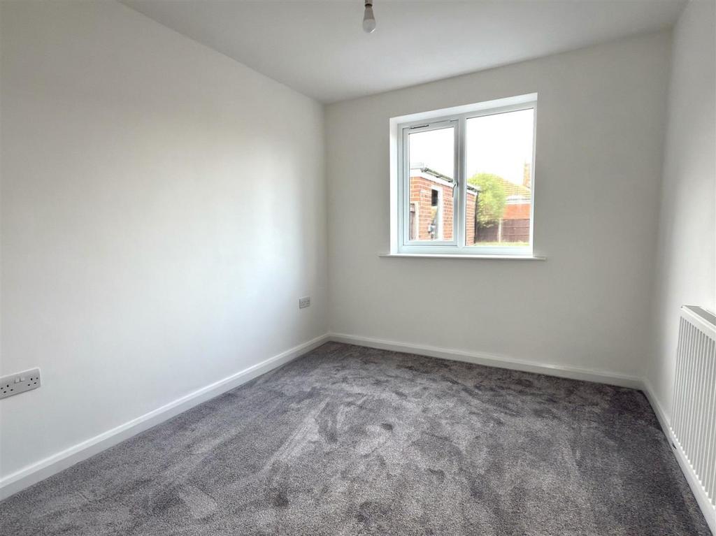 MASTER BEDROOM.jpg