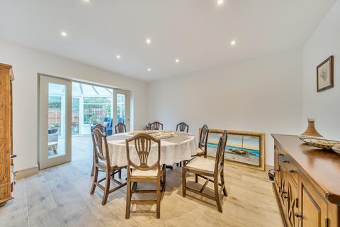 5 bedroom detached house for sale, Cuckoo Hill Road, Pinner, HA5