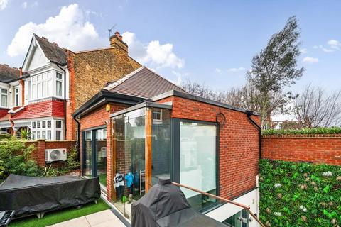 3 bedroom detached house to rent, Gatwick Road,  Southfields,  SW18