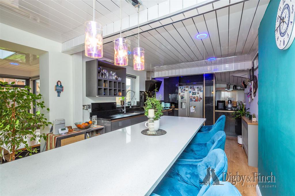 Elterwater Drive, Gamston, NG2 6 PX