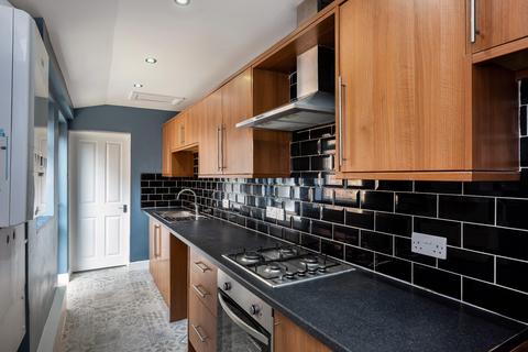 2 bedroom terraced house to rent, Gale Lane, Acomb, York, YO24