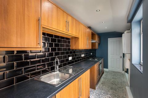 2 bedroom terraced house to rent, Gale Lane, Acomb, York, YO24