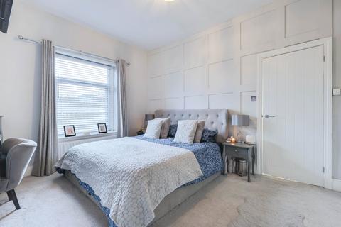 2 bedroom terraced house for sale, New Street, Idle, Bradford, West Yorkshire, BD10